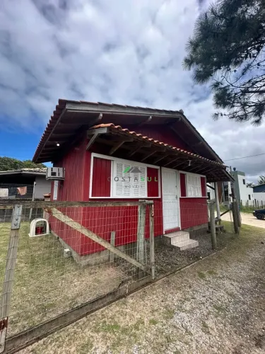 Casa disponível para locação anual no bairro Grama, Garopaba/SC