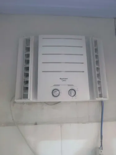 Ar-condicionado de janela Springer Midea 227V