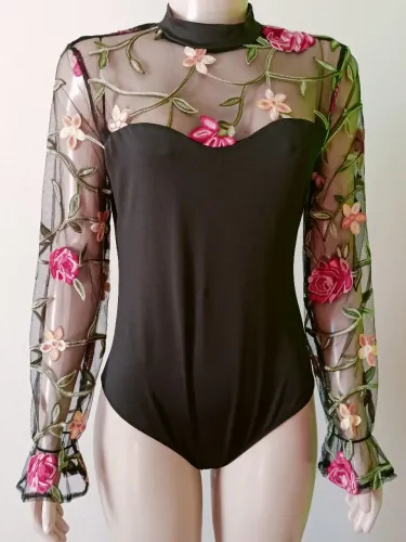 Collant Lycra mangas longas renda preta e bordada colorido, gola alta 