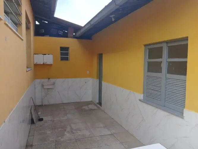 Alugo KitNet no Augusto Franco