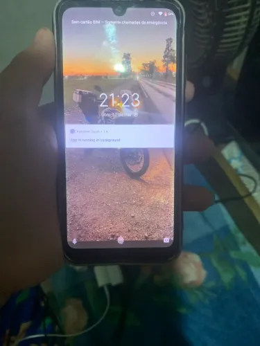 Moto E6s Funcionando - Botão Volume e Tampa Traseira com Defeito e aceito pix