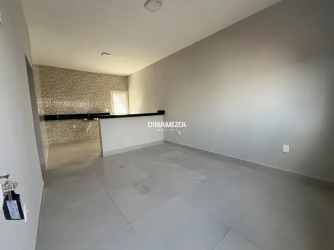 Casa com 3 dormitórios e 01 Suite