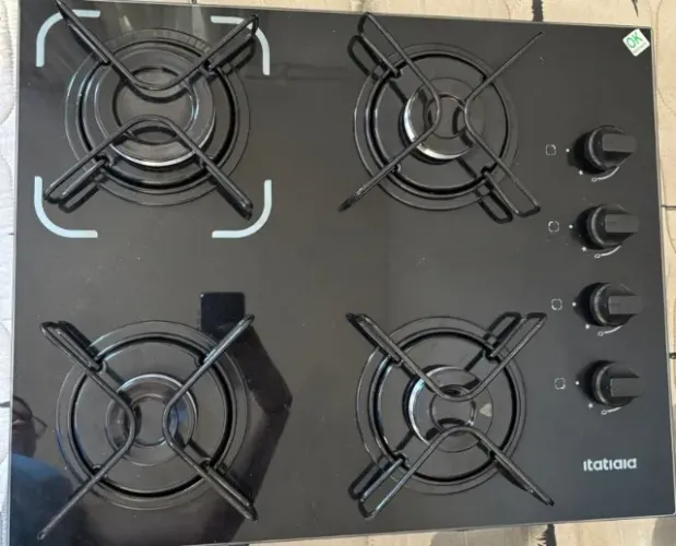 Cooktop Itatiaia 4 Bocas - NOVO - Vidro Temperado Preto