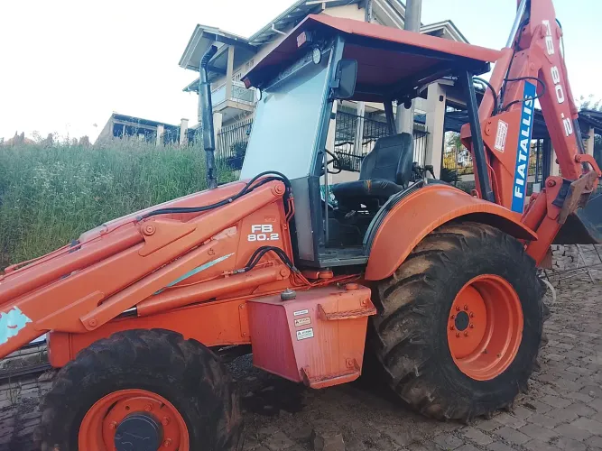 Retroescavadeira Fiat Allis 80.2