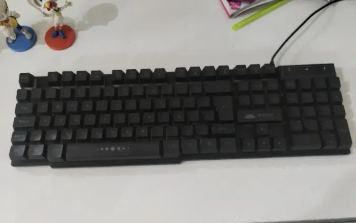 Vendo este teclado 