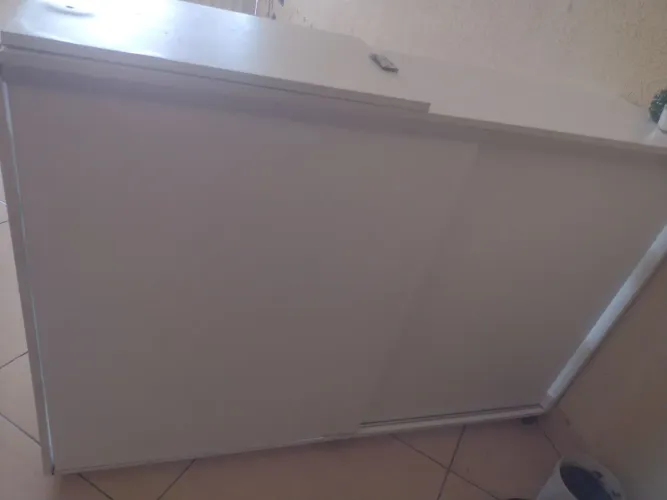 Balcão expositor em MDF
