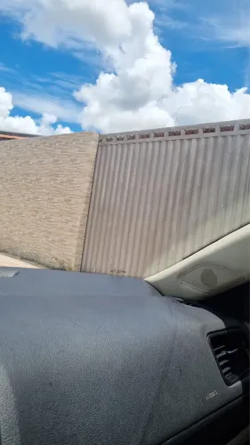 Casa mobiliada em condomínio