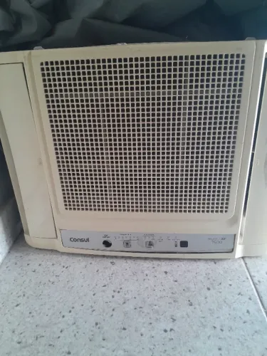 Ar condicionado de janela