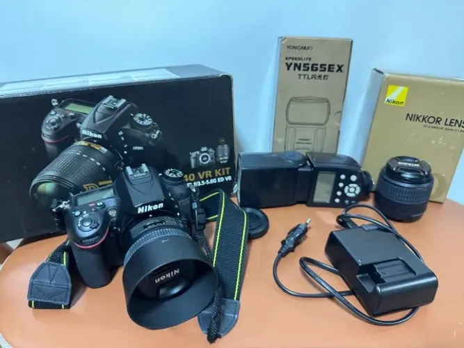 Camera Nikon D7200 + lentes + Flash e bateria extra