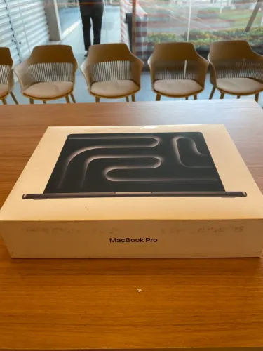 MacBook Pro 14? M5 2025 ? Space Black | NOVO LACRADO