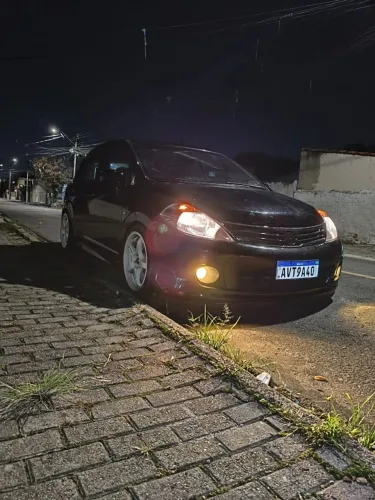 Nissan Tiida SL 1.8/1.8 Flex 16V Mec. 2013