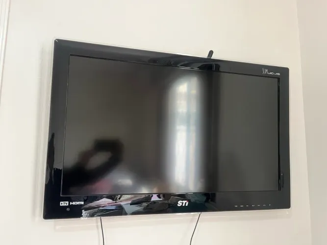 TV STI SLIM LED FULL HD 32?