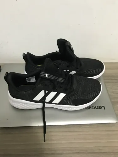 Tênis Adidas Nº 38