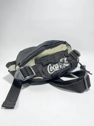 Pochete Vintage Coca-Cola Anos 2000 - Brinde Original e Raridade Streetwear