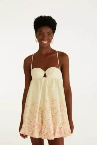 Vestido Farm Curto Balonê Estampado Flor De Cerejeira 