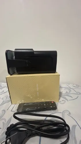 Projetor Portátil Mini 5G Wi-Fi 6 Bluetooth