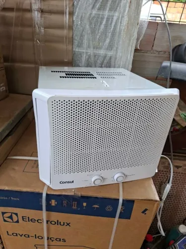 Ar Condicionado de Janela Consul 10mil BTUS - 127V 