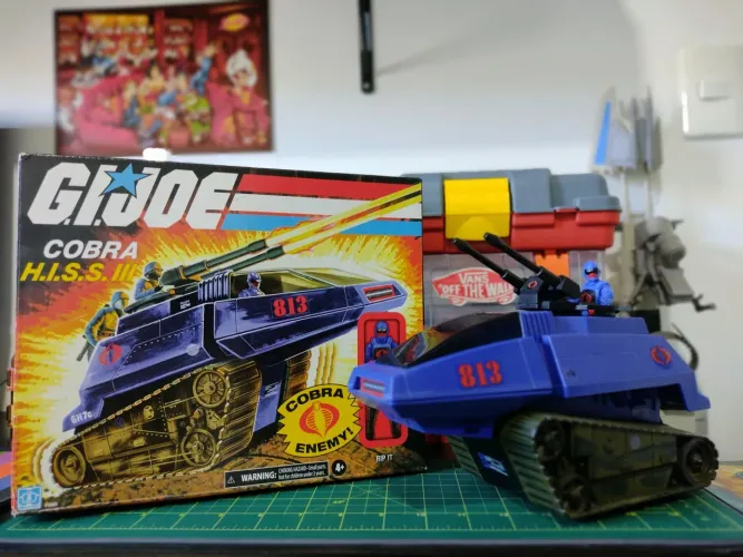 Gi Joe figura e veículo - Hasbro 