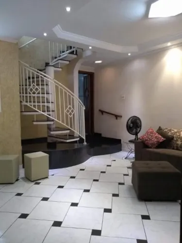 Sobrado com 3 quartos à venda, 176 m² por R$ 850.000 - Vila Flórida - Guarulhos/SP