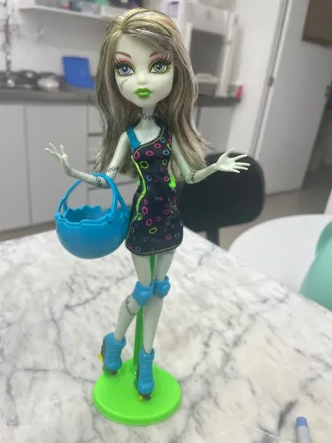 Monster High Frankie Maze Roller