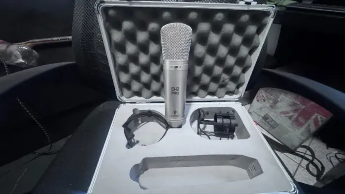 BEHRINGER CONDENSADOR B-2 PRÓ