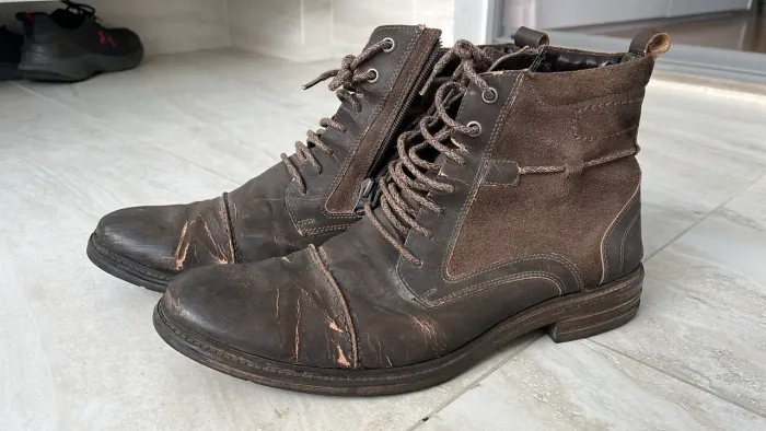 Botas em couro número 43 - marca PREGO 