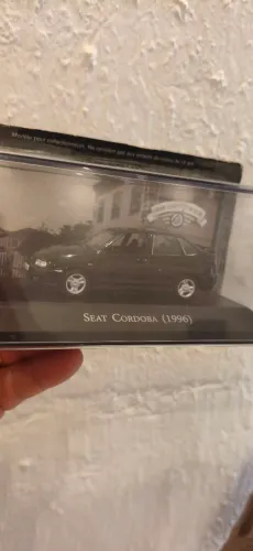 Miniatura SEAT CORDOBA (1996) escala 1/43