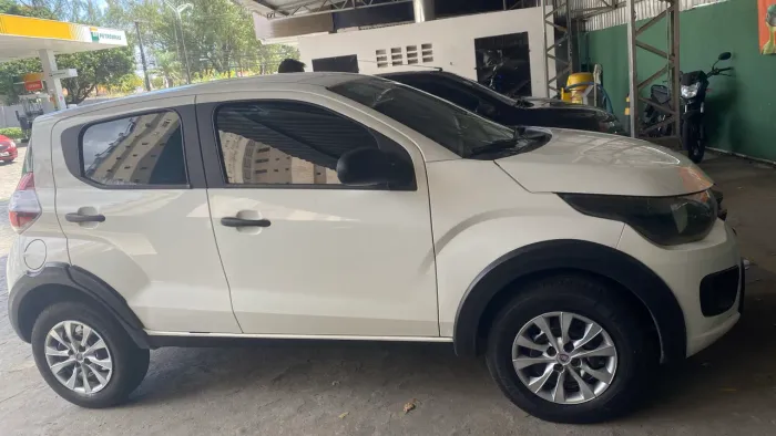 Fiat Mobi Like 1.0 Fire Flex 5P. 2023