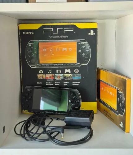 Sony Playstation Portable Psp + Jogos