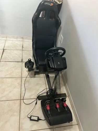 Volante G27 com COCKPIT semiprofissional 