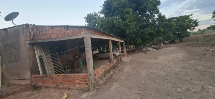 CHÁCARA À VENDA - 10.000 m² - 5 KM DO SHOPPING DE ÁGUAS LINDAS