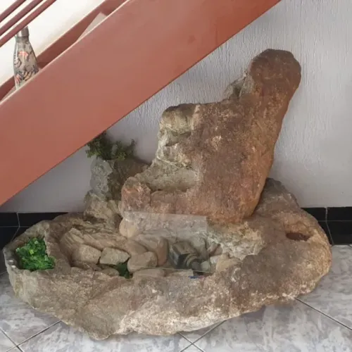 (ACEITO TROCAS) Fonte Cascata Grande Pedra Decorativa Com Bomba