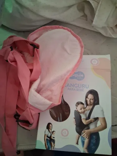 Vende-se um ninho e um canguru