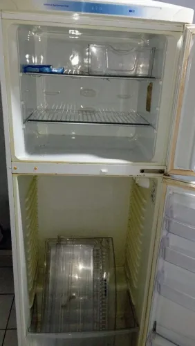 Geladeira 470 litros