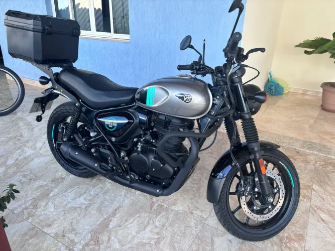 Royal Enfiel Hunter 350 - Pouco Rodado