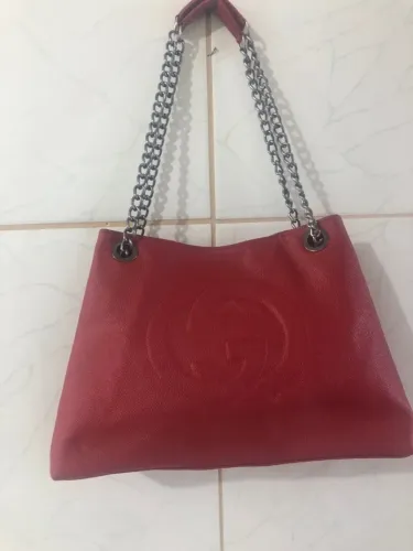 Bolsa vermelha