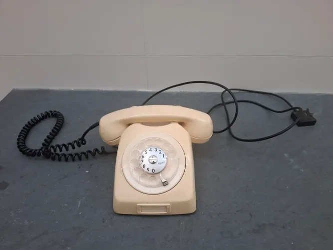 Telefone fixo nos 60