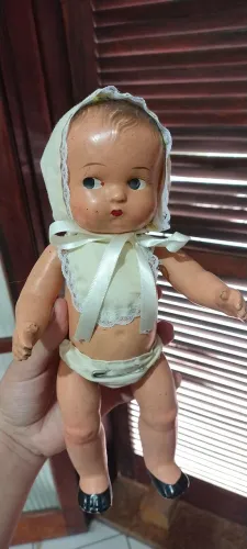 Boneca de massa antiga