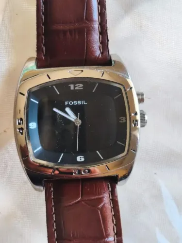 Relógio fóssil masculino original muda de cor