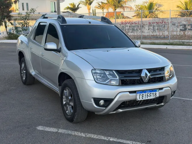 Renault Duster Oroch Dyna. 2.0 Hi-flex 16V Mec. 2016
