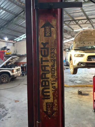 Elevador automotivo