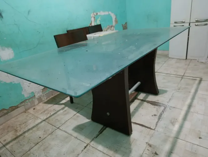 Mesa de jantar base madeira