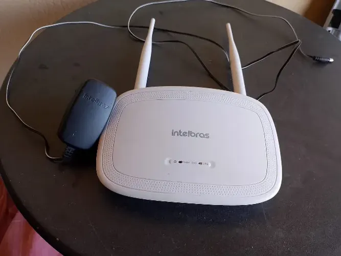 Roteador Intelbras Iwr 3000n Branco - Usado