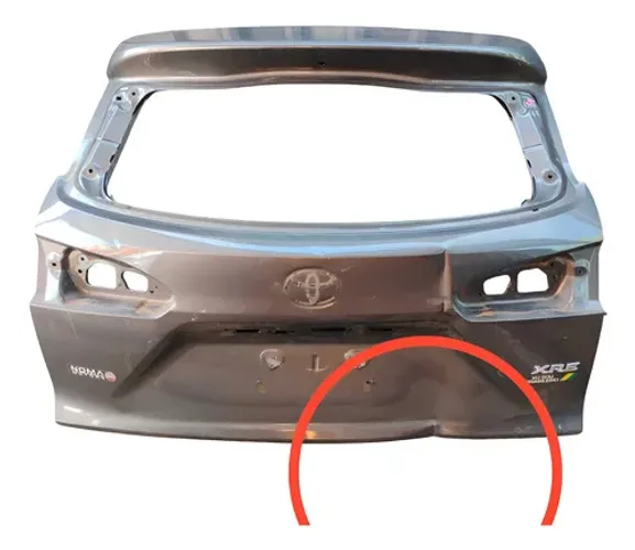 Tampa Traseira Corolla Cross 2022 A 2024 Original Detalhe Cinza