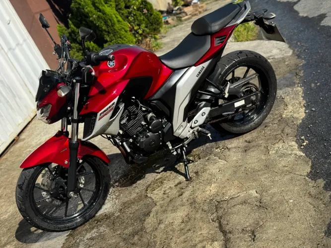 Fazer 250
