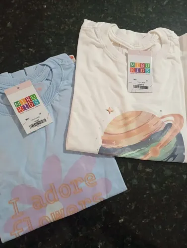 Kit T-shirt Feminina (12 anos)