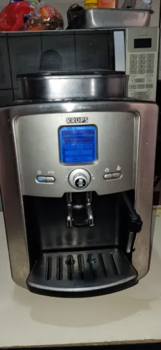 Cafeteira  automatica  krups xp7230.