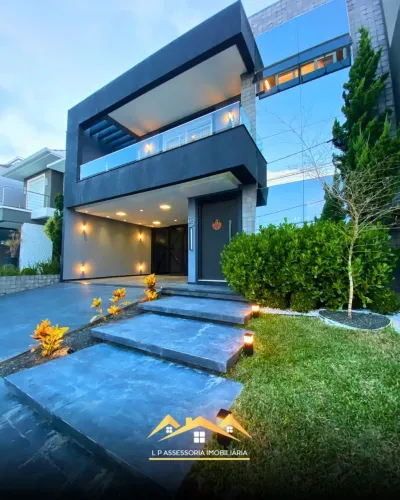 Sobrado à venda em Cachoeirinha, Central Park, com 3 quartos, com 212 m²