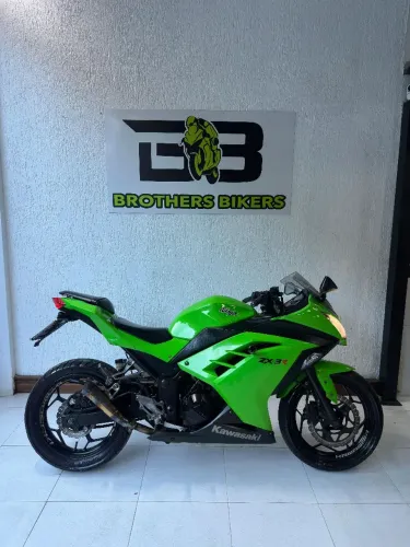KAWASAKI NINJA 300