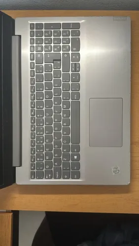 Notebook Lenovo IdeaPad S145 i5 10ª Geração, 8GB RAM - Com Defeito no Teclado